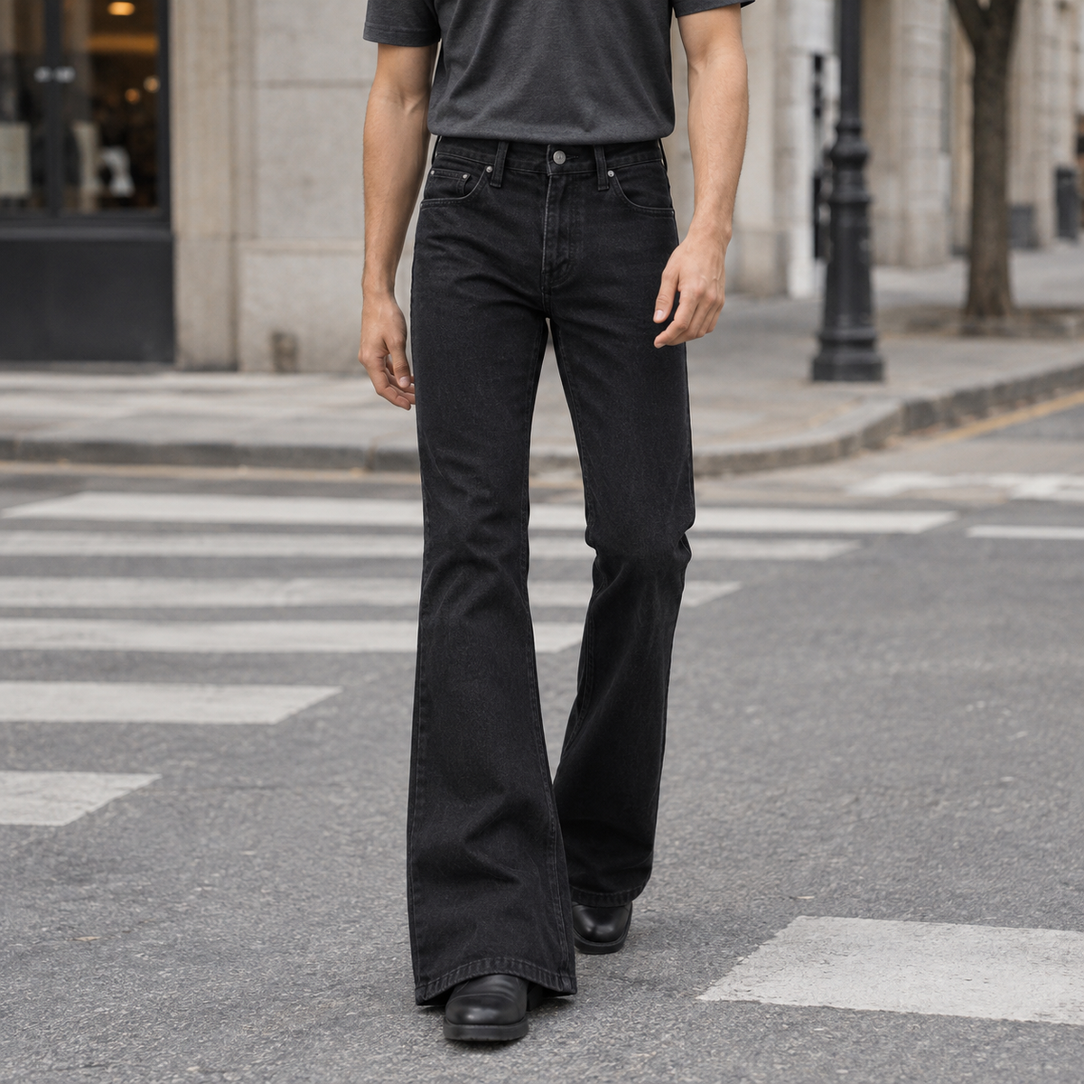 Men's black flared jeans with slim fit upper leg